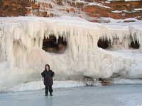 bayfield sea caves turn to ice caves