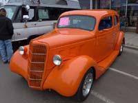 1935 Ford 2 door coupe