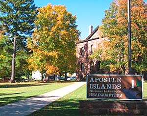 bayfield apostle islands visitor center